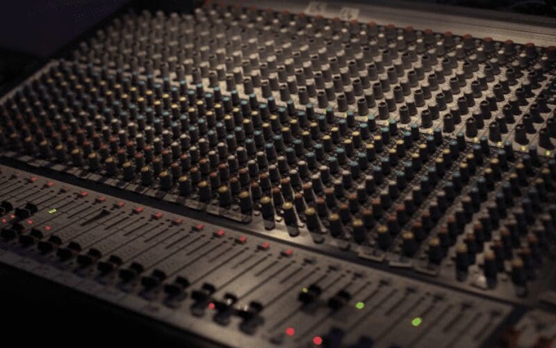 audio mixer internet radio stations uk
