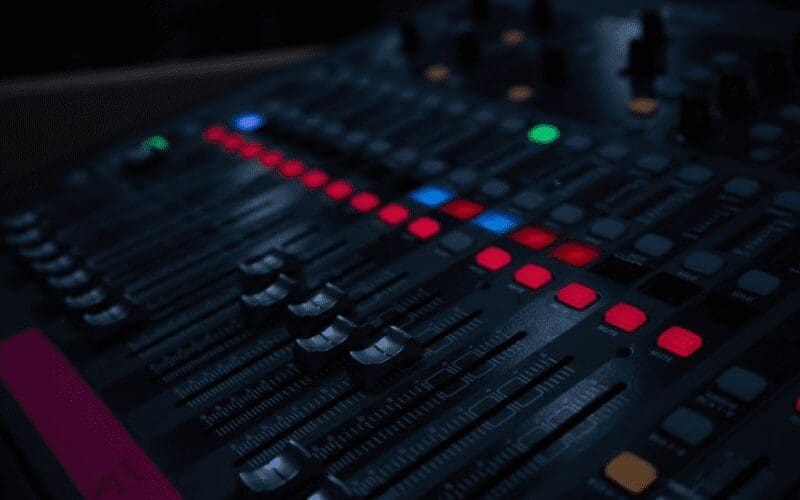 audio mixer image - Why do you a recording console